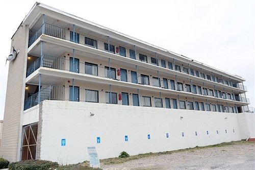 Blue Marlin Motel Virginia Beach Exterior photo