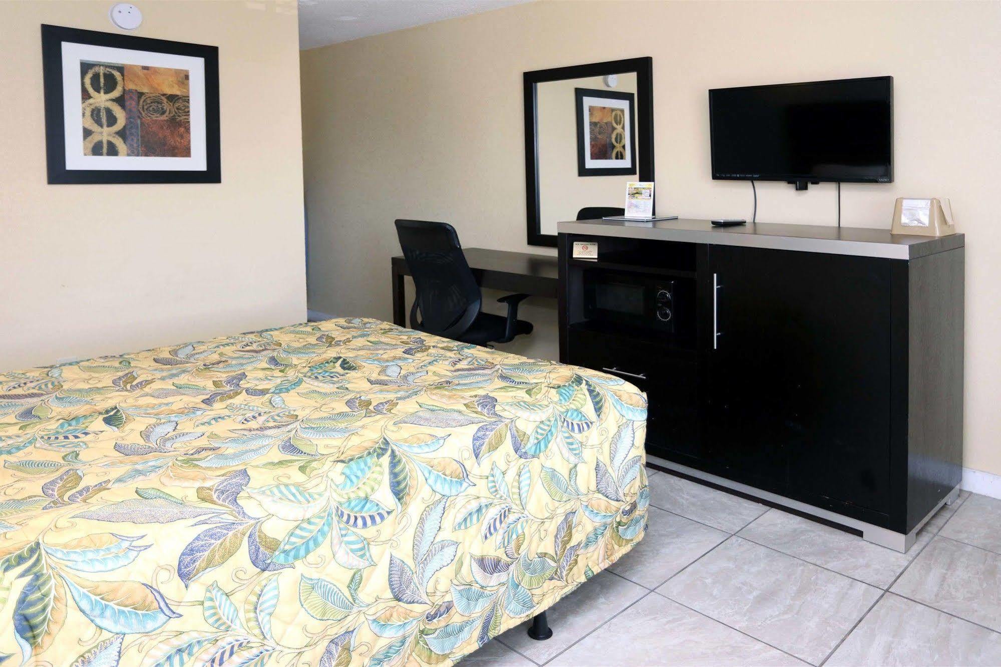Blue Marlin Motel Virginia Beach Exterior photo